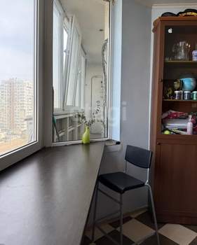 4-к квартира, вторичка, 121м2, 9/10 этаж