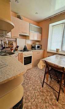 3-к квартира, вторичка, 57м2, 5/5 этаж