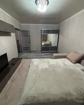 1-к квартира, вторичка, 40м2, 9/9 этаж