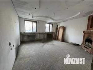 2-к квартира, вторичка, 95м2, 1/1 этаж