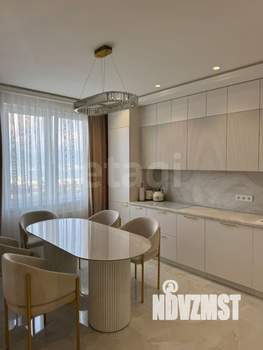 3-к квартира, вторичка, 71м2, 7/24 этаж