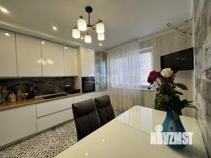 2-к квартира, вторичка, 74м2, 2/17 этаж