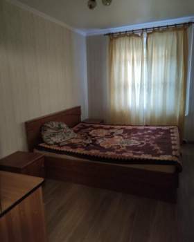 2-к квартира, вторичка, 46м2, 1/9 этаж