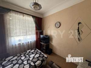 3-к квартира, вторичка, 65м2, 1/4 этаж