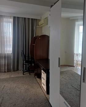 2-к квартира, вторичка, 69м2, 5/5 этаж