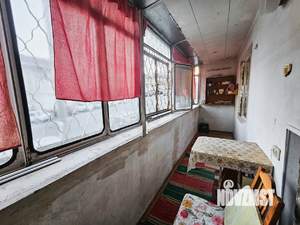 2-к квартира, вторичка, 52м2, 1/9 этаж