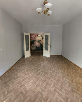 2-к квартира, вторичка, 51м2, 1/10 этаж