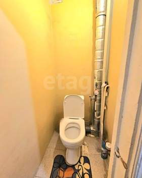 2-к квартира, вторичка, 52м2, 1/9 этаж