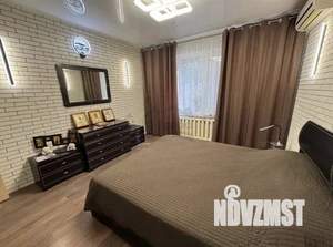 2-к квартира, вторичка, 52м2, 1/9 этаж
