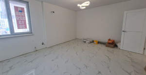 2-к квартира, вторичка, 65м2, 1/3 этаж