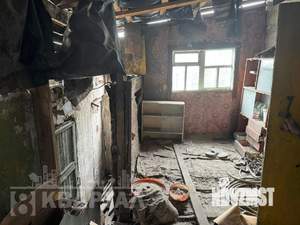 3-к квартира, вторичка, 50м2, 1/1 этаж