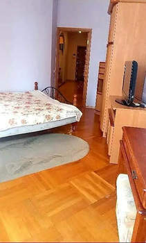 2-к квартира, вторичка, 72м2, 2/5 этаж