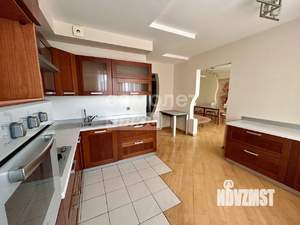 4-к квартира, вторичка, 142м2, 6/10 этаж