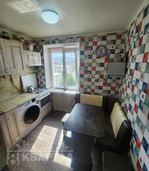 2-к квартира, вторичка, 46м2, 9/9 этаж