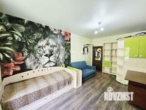 2-к квартира, вторичка, 65м2, 1/9 этаж