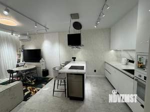 2-к квартира, вторичка, 62м2, 13/20 этаж