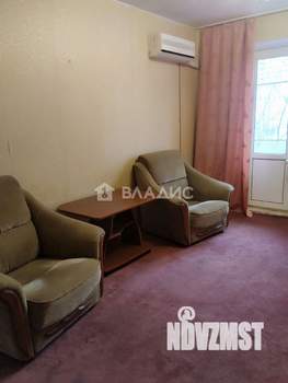 2-к квартира, вторичка, 52м2, 1/9 этаж