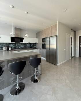 3-к квартира, вторичка, 105м2, 18/20 этаж