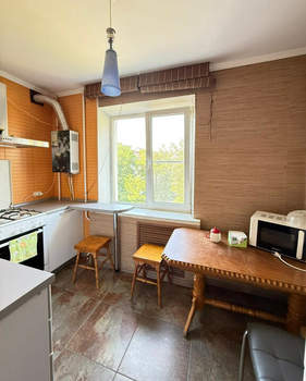 3-к квартира, вторичка, 64м2, 4/5 этаж