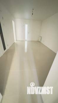 3-к квартира, вторичка, 74м2, 1/5 этаж
