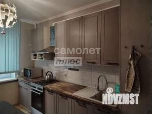 3-к квартира, вторичка, 65м2, 1/10 этаж