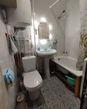 Студия квартира, вторичка, 20м2, 1/4 этаж