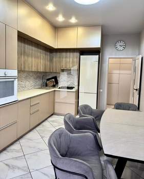 2-к квартира, вторичка, 77м2, 2/13 этаж