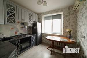 2-к квартира, вторичка, 52м2, 8/10 этаж