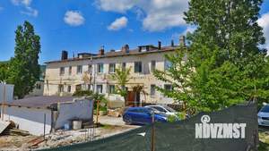 Студия квартира, вторичка, 42м2, 1/2 этаж