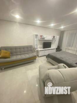 2-к квартира, вторичка, 45м2, 1/9 этаж