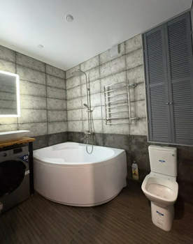 2-к квартира, вторичка, 71м2, 9/17 этаж