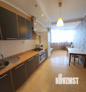 2-к квартира, вторичка, 66м2, 4/17 этаж