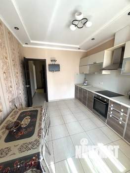 2-к квартира, вторичка, 61м2, 13/16 этаж