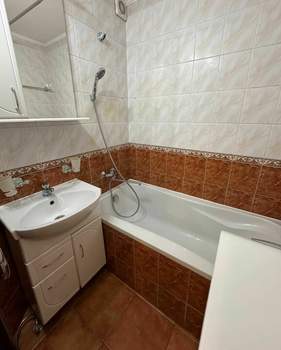 2-к квартира, вторичка, 62м2, 6/15 этаж