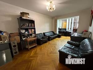 4-к квартира, вторичка, 140м2, 3/9 этаж