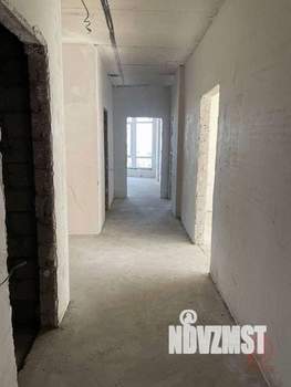 3-к квартира, вторичка, 102м2, 3/8 этаж