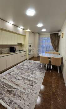 2-к квартира, вторичка, 96м2, 6/6 этаж