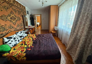 2-к квартира, вторичка, 49м2, 1/5 этаж