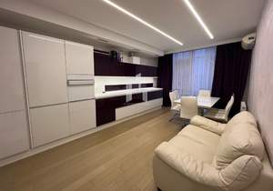 3-к квартира, вторичка, 107м2, 9/19 этаж