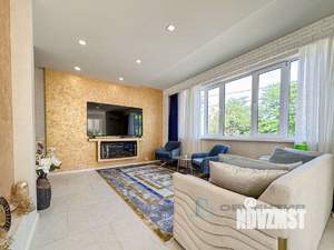 2-к квартира, вторичка, 71м2, 1/4 этаж