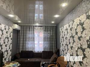 2-к квартира, вторичка, 50м2, 3/3 этаж