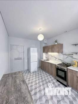 1-к квартира, вторичка, 62м2, 3/3 этаж