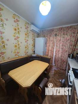 3-к квартира, вторичка, 54м2, 6/9 этаж