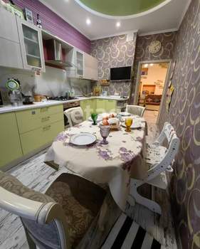 2-к квартира, вторичка, 74м2, 8/9 этаж