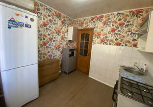 2-к квартира, вторичка, 52м2, 1/10 этаж