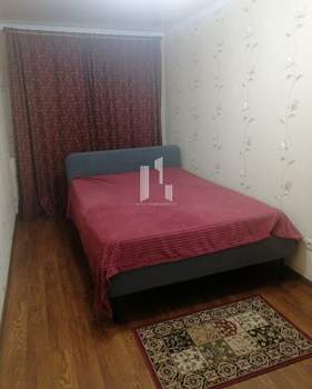 2-к квартира, вторичка, 42м2, 1/4 этаж