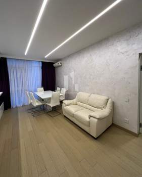 3-к квартира, вторичка, 107м2, 9/19 этаж