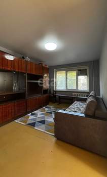 2-к квартира, вторичка, 40м2, 1/5 этаж