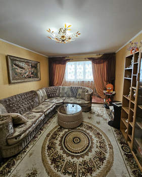 3-к квартира, вторичка, 74м2, 1/9 этаж