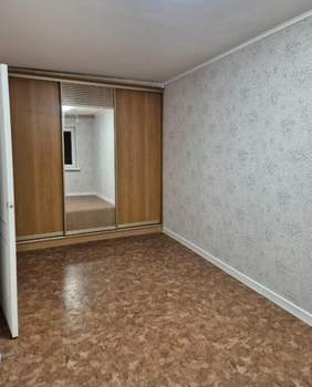 2-к квартира, вторичка, 38м2, 2/2 этаж